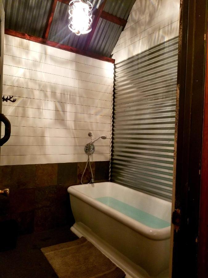 Sacred Mtn River Suites Kernville Eksteriør bilde